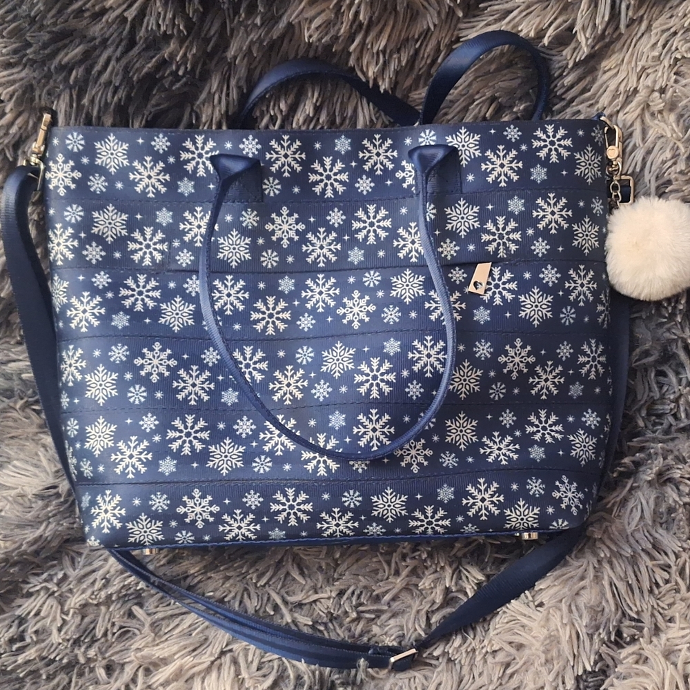 Harvey's Seatbelt Winter Snowflake Bag